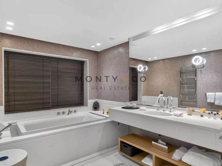 Villa Saint-Jean-Cap-Ferrat - 7 chambres - 600m²