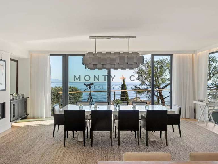 Villa Saint-Jean-Cap-Ferrat - 5 chambres - 1250m²
