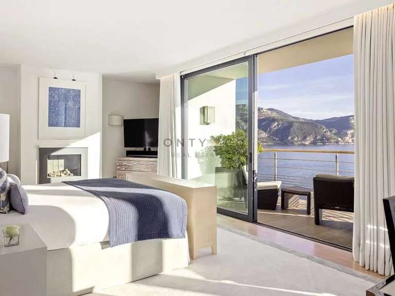 Villa Saint-Jean-Cap-Ferrat - 5 chambres - 1250m²