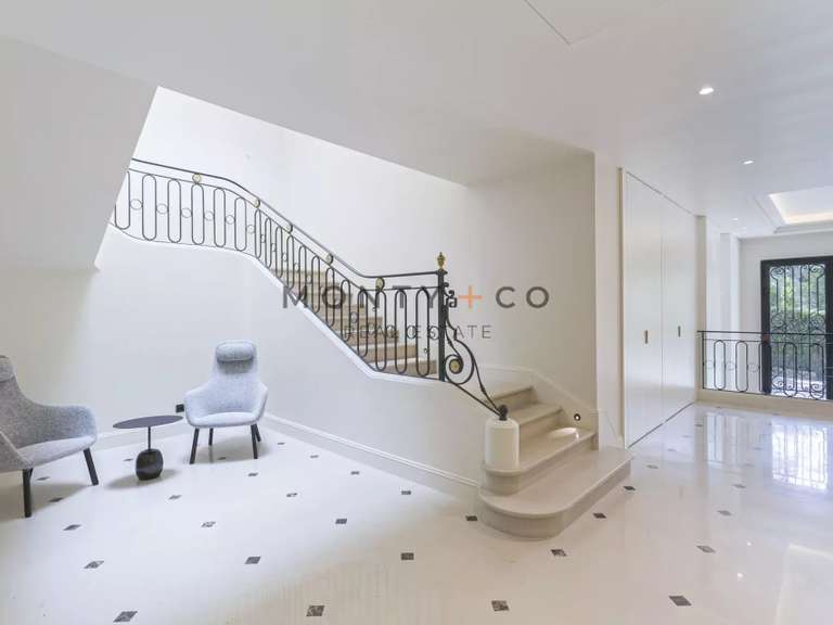 Villa Saint-Jean-Cap-Ferrat - 6 bedrooms - 600m²