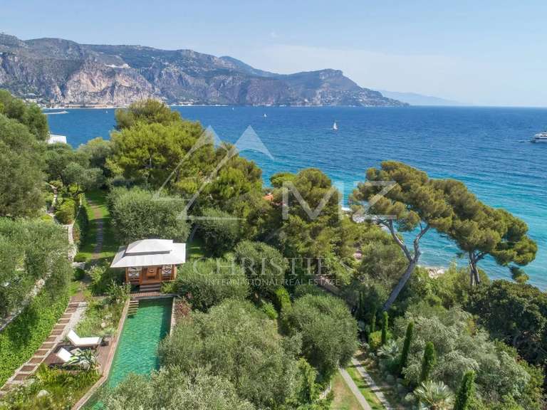 Villa Saint-Jean-Cap-Ferrat - 5 bedrooms - 1250m²