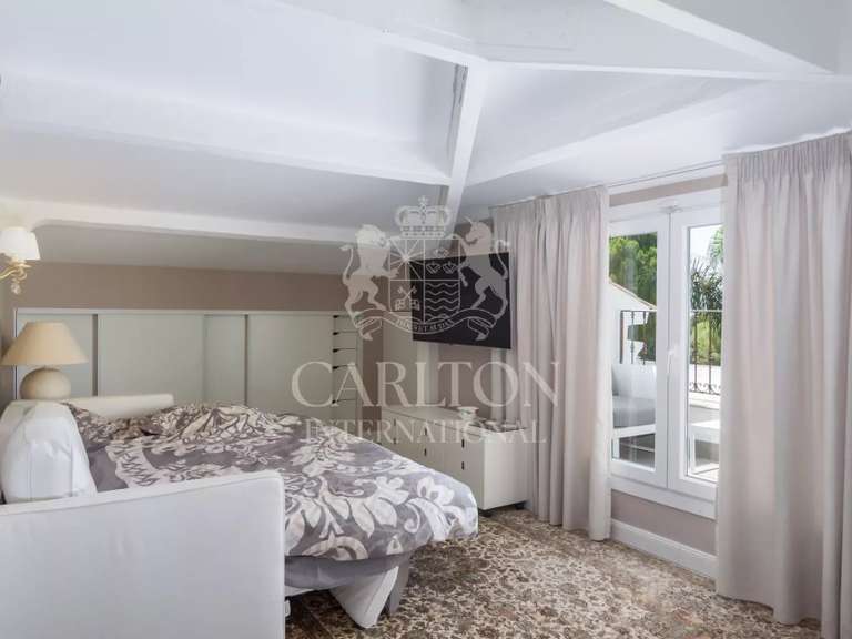 Villa Saint-Jean-Cap-Ferrat - 7 chambres - 330m²