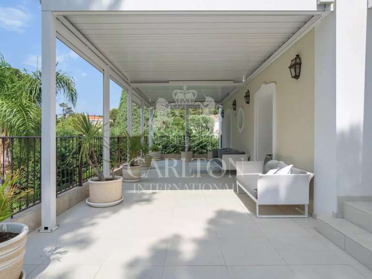 Villa Saint-Jean-Cap-Ferrat - 7 chambres - 330m²