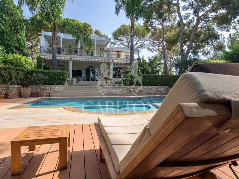 Villa Saint-Jean-Cap-Ferrat - 7 chambres - 330m²