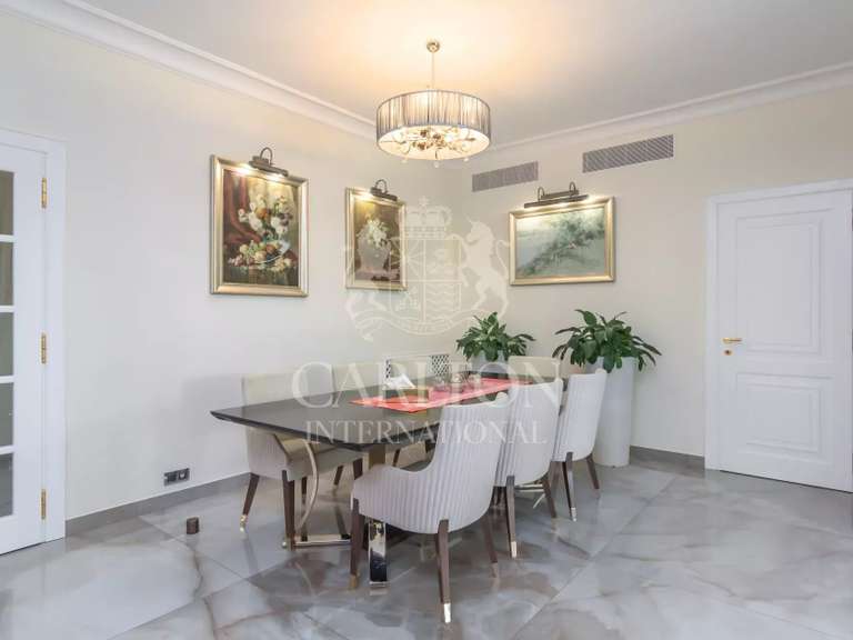 Villa Saint-Jean-Cap-Ferrat - 7 chambres - 330m²