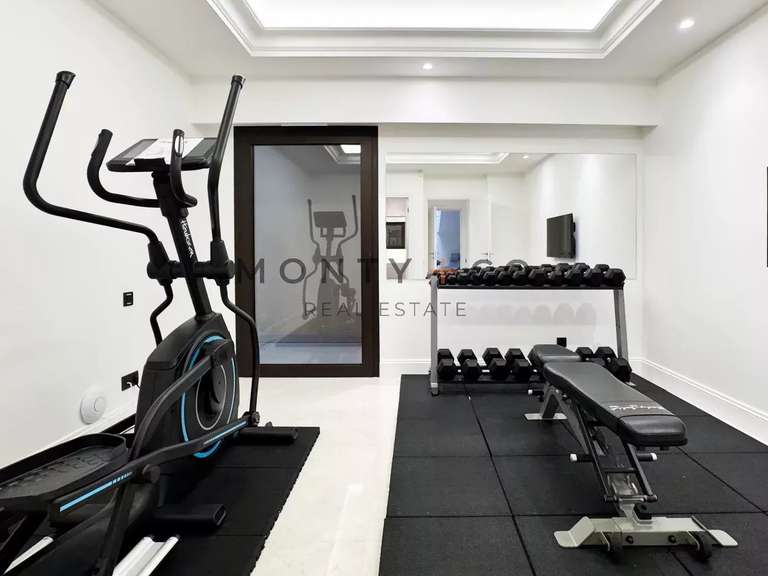 Villa Saint-Jean-Cap-Ferrat - 6 bedrooms - 600m²