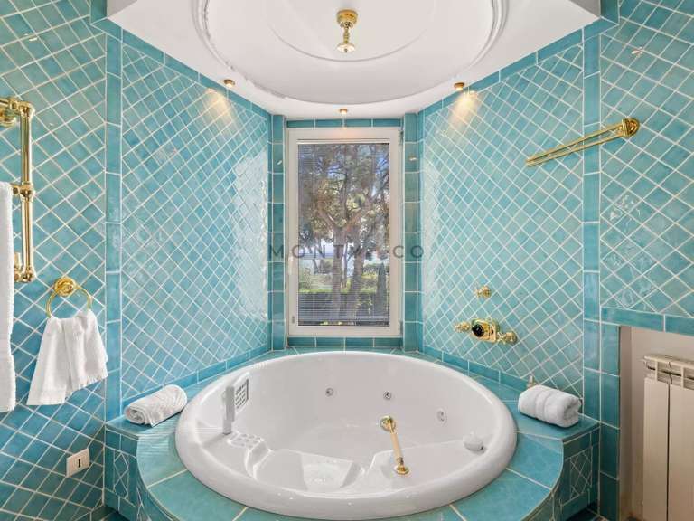 Villa Saint-Jean-Cap-Ferrat - 4 chambres - 450m²