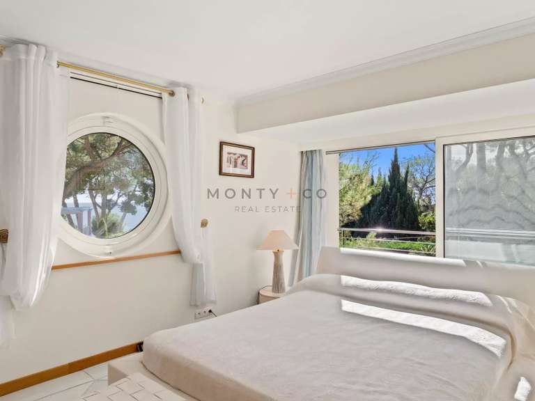Villa Saint-Jean-Cap-Ferrat - 4 chambres - 450m²