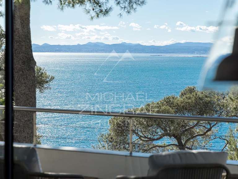 Villa avec Vue sur mer Saint-Jean-Cap-Ferrat - 5 chambres - 240m²
