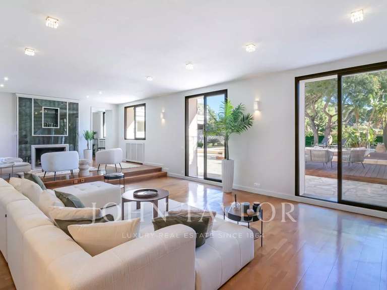 Villa Saint-Jean-Cap-Ferrat - 5 chambres - 394m²