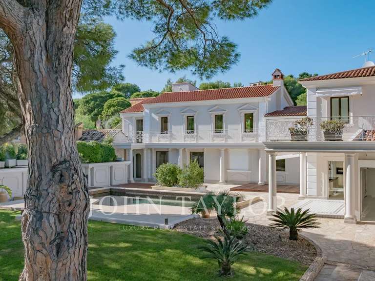 Villa Saint-Jean-Cap-Ferrat - 5 chambres - 394m²