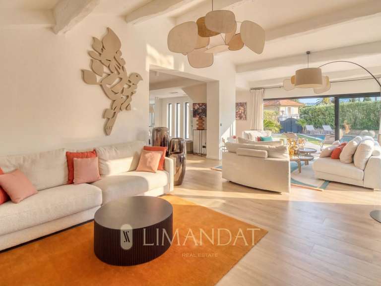 Villa Saint-Jean-Cap-Ferrat - 4 chambres - 281m²