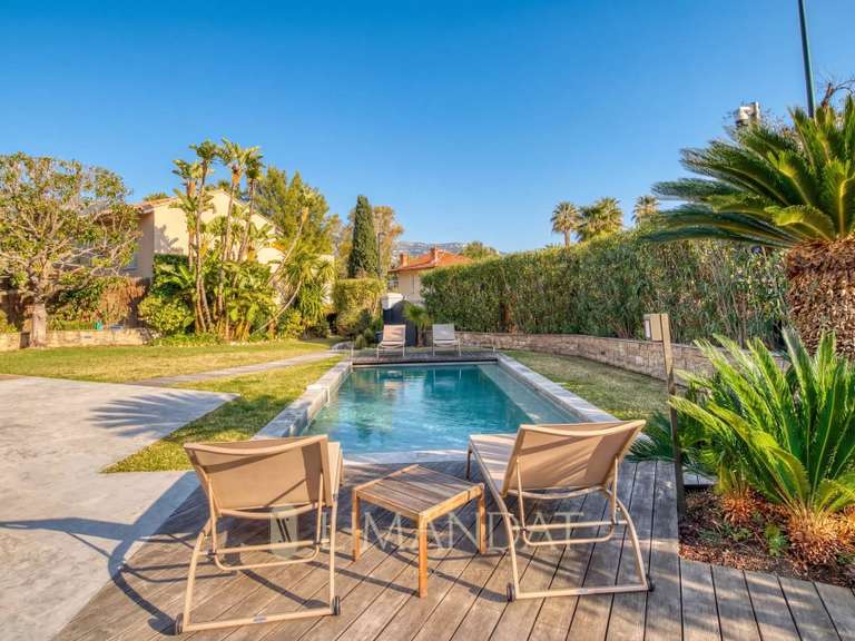Villa Saint-Jean-Cap-Ferrat - 4 chambres - 281m²