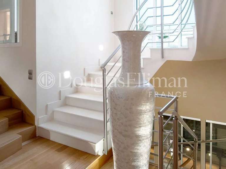 Villa avec Vue sur mer Saint-Jean-Cap-Ferrat - 7 chambres - 586m²
