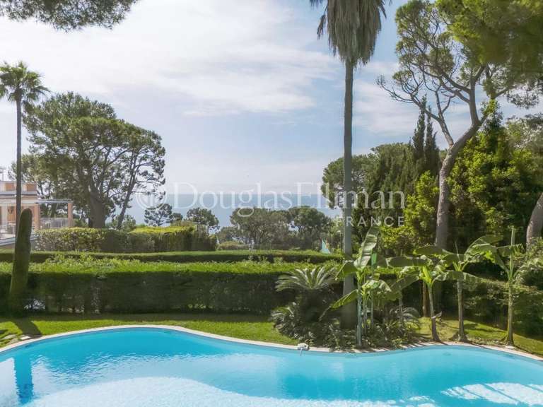 Villa Saint-Jean-Cap-Ferrat - 5 chambres - 446m²