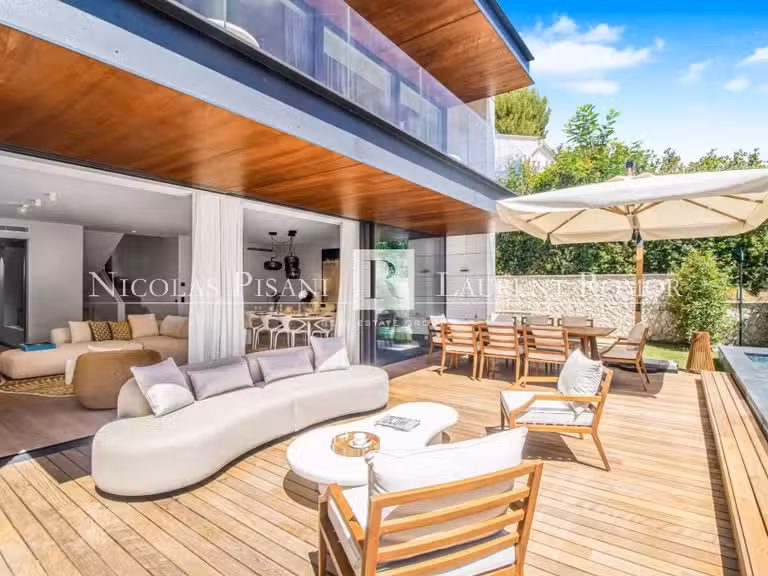 Villa Saint-Jean-Cap-Ferrat - 4 chambres - 350m²