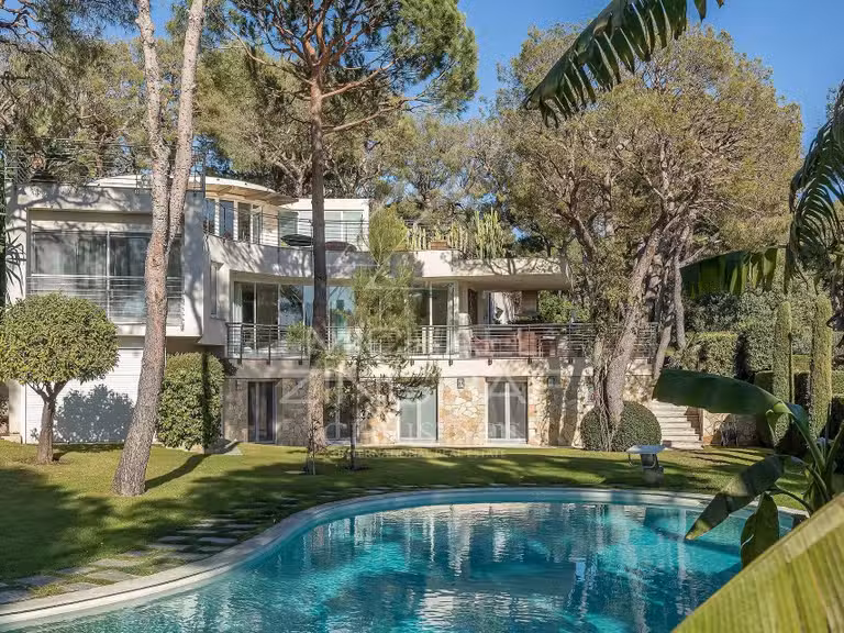 Villa avec Vue sur mer Saint-Jean-Cap-Ferrat - 4 chambres - 550m²