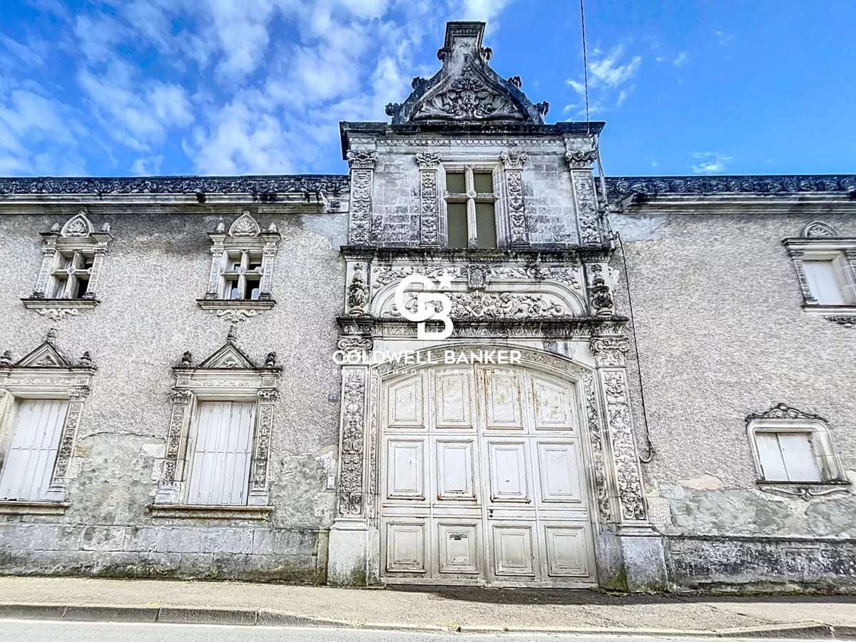 House Saint-Jean-d'Angély