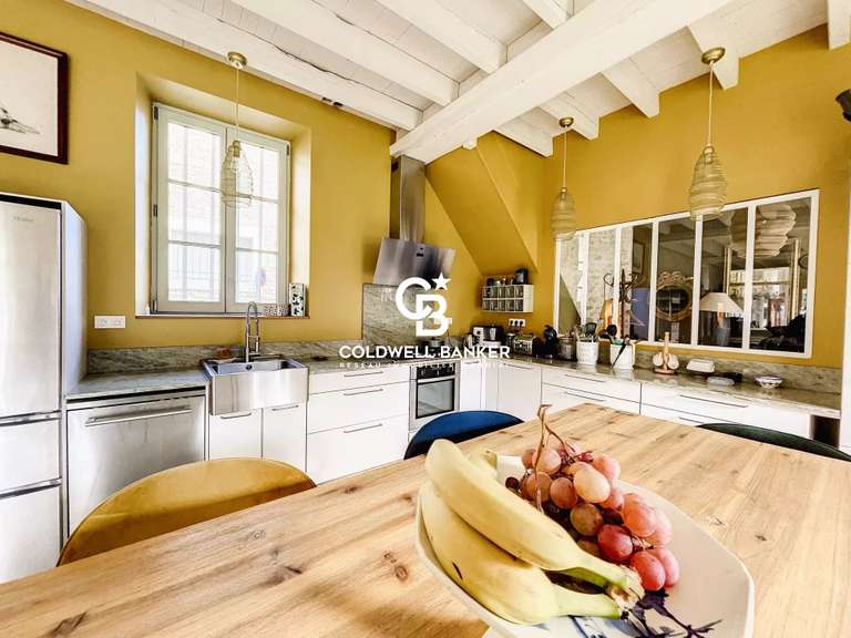 Maison Saint-Jean-d'Angély - 5 chambres - 348m²