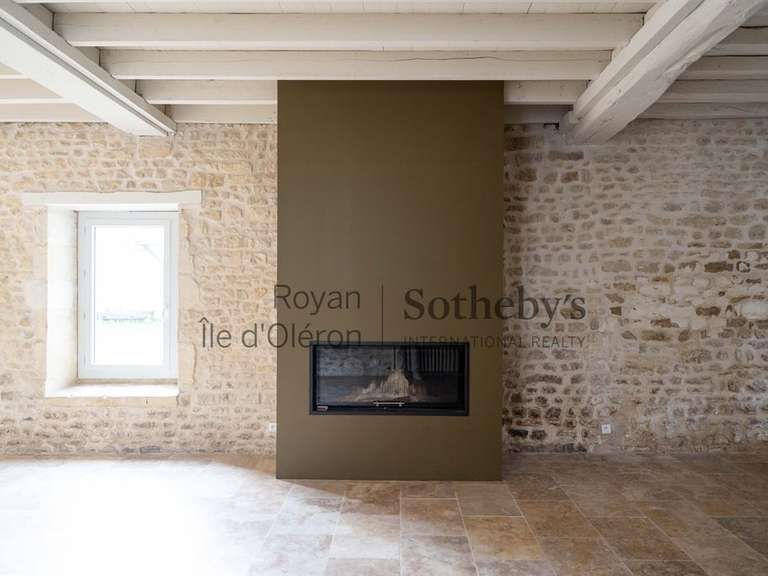 Maison Saint-Jean-d'Angély - 4 chambres - 350m²