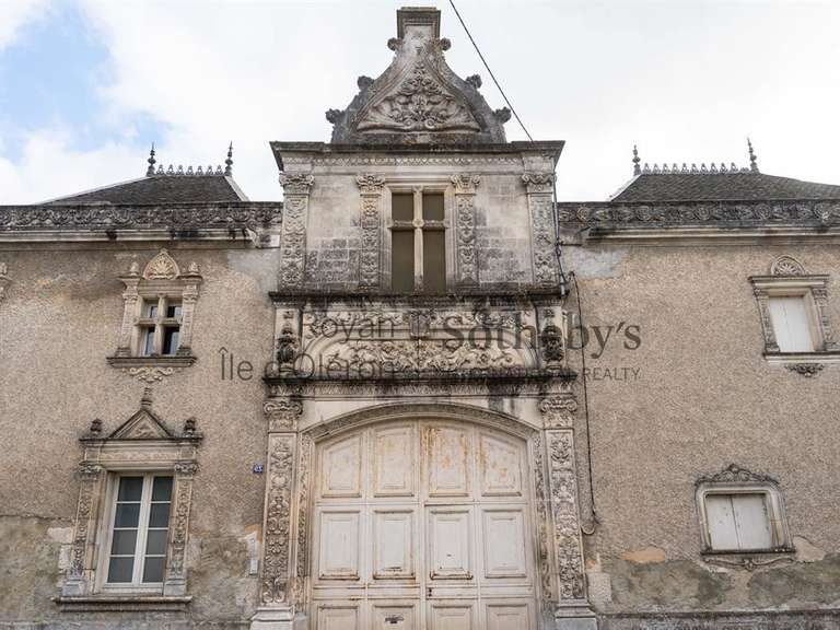 Maison Saint-Jean-d'Angély - 4 chambres - 350m²