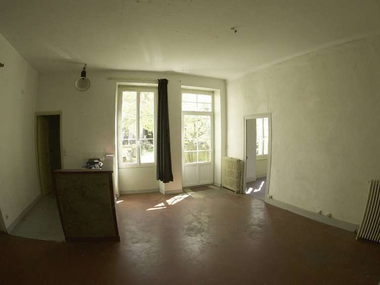 House Saint-Jean-d'Angély - 4 bedrooms - 336m²