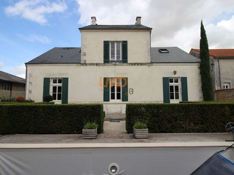 Maison Saint-Jean-d'Angély