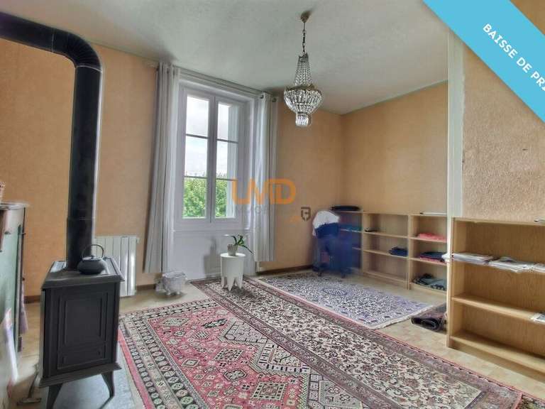 Maison Saint-Jean-d'Angély - 4 chambres - 217m²