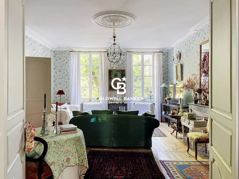 Maison Saint-Jean-d'Angély - 4 chambres - 600m²