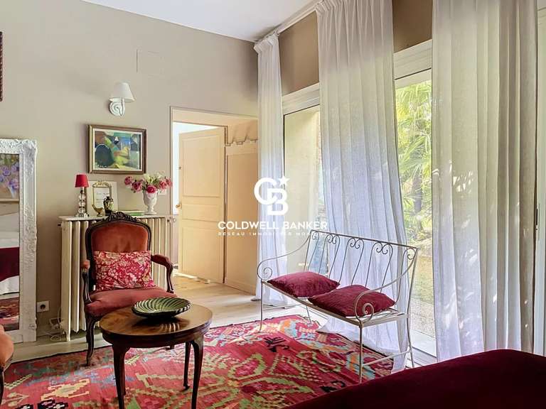 House Saint-Jean-d'Angély - 4 bedrooms - 600m²