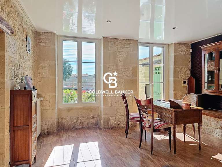 Property Saint-Jean-d'Angély - 9 bedrooms - 830m²