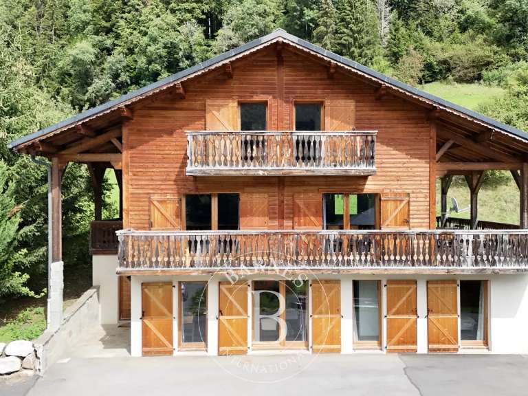 Chalet Saint-Jean-d'Aulps - 5 chambres - 192m²