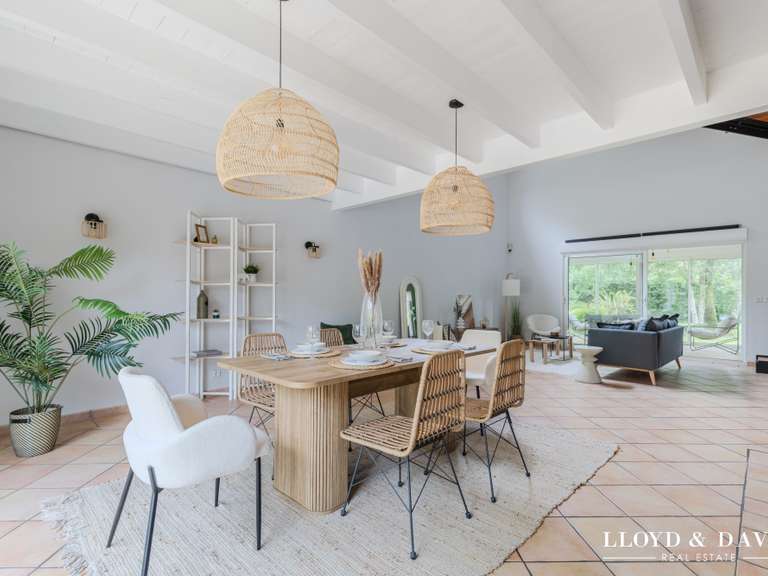 House Saint-Jean-d'Illac - 6 bedrooms - 203m²