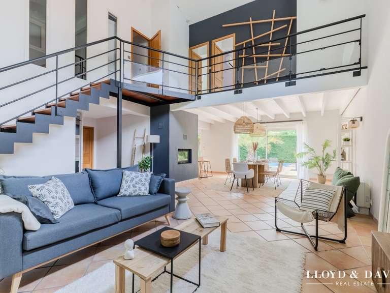 House Saint-Jean-d'Illac - 6 bedrooms - 203m²