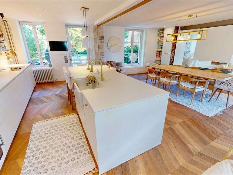 House Saint-Jean-de-Braye - 4 bedrooms - 355m²