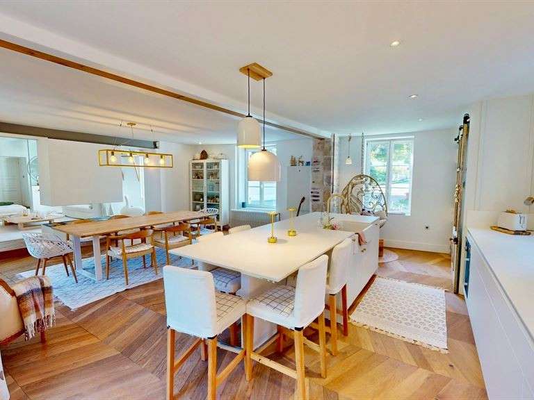 House Saint-Jean-de-Braye - 4 bedrooms - 355m²