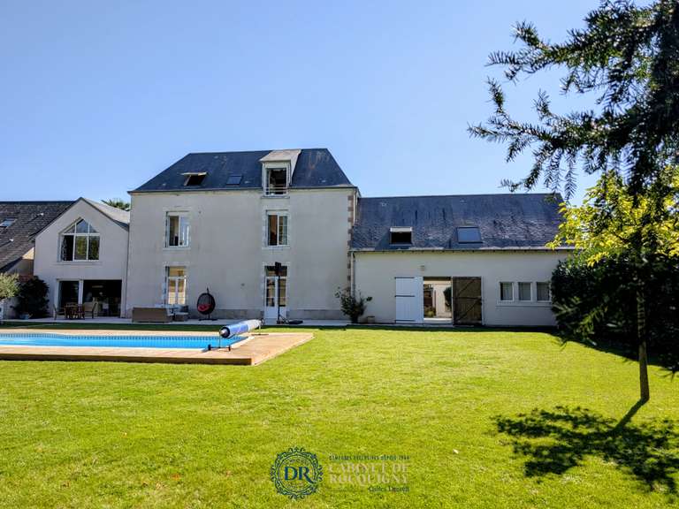Maison Saint-Jean-de-Braye - 5 chambres - 427m²