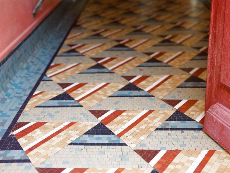 Maison Saint-Jean-de-Braye - 6 chambres - 278m²