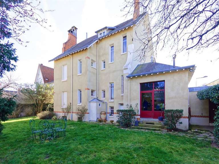 Maison Saint-Jean-de-Braye - 6 chambres - 278m²