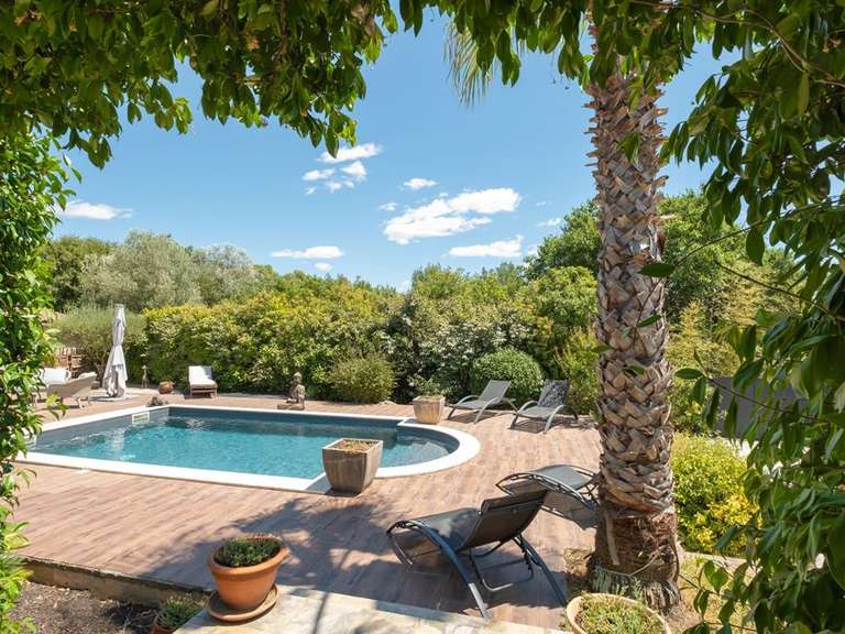 Maison Saint-Jean-de-Cuculles - 251m²