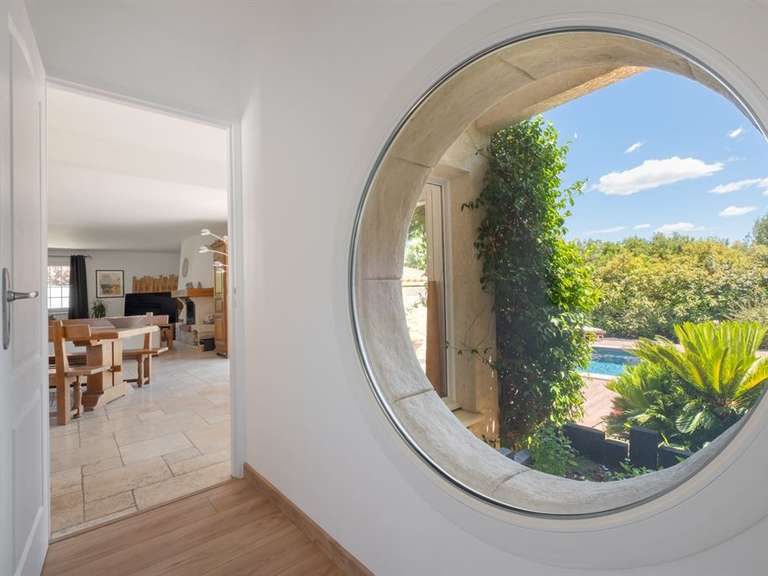 Maison Saint-Jean-de-Cuculles - 251m²