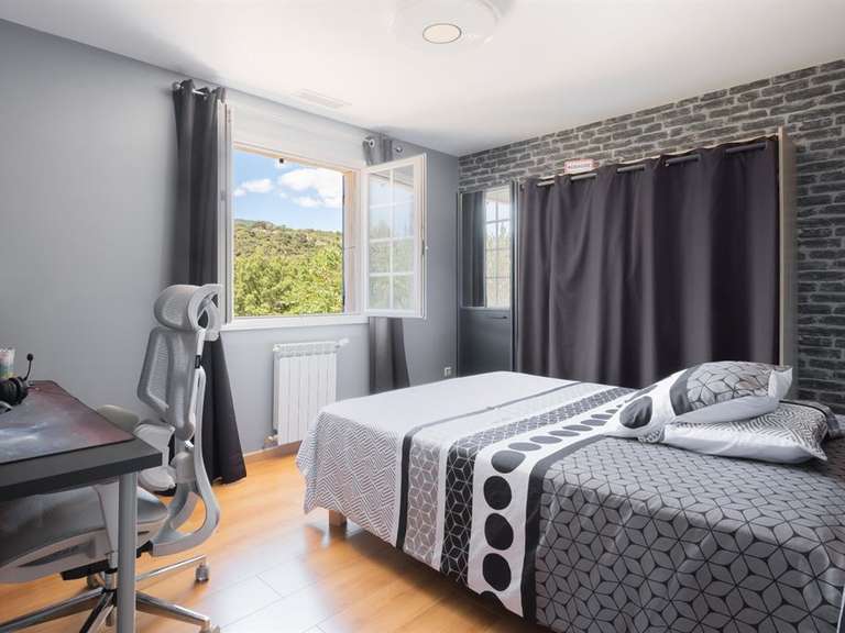 Maison Saint-Jean-de-Cuculles - 251m²