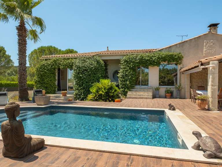 Maison Saint-Jean-de-Cuculles - 251m²