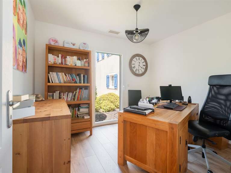 Maison Saint-Jean-de-Cuculles - 251m²