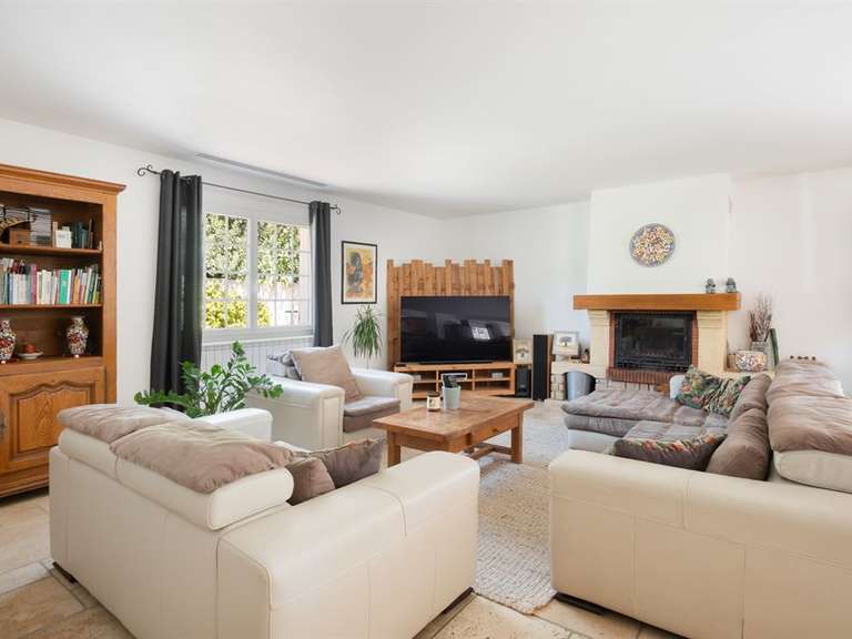 Maison Saint-Jean-de-Cuculles - 251m²