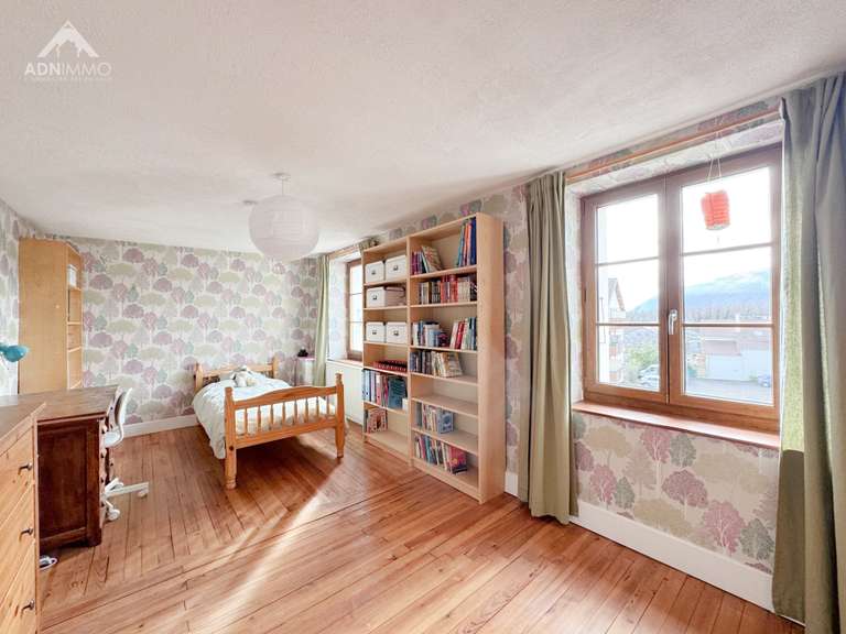Maison Saint-Jean-de-Gonville - 8 chambres - 429m²