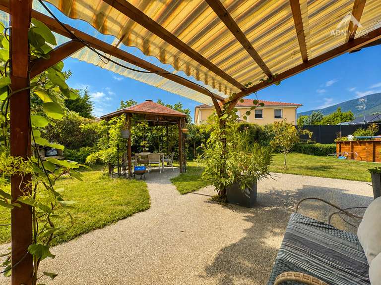 Maison Saint-Jean-de-Gonville - 4 chambres - 148m²