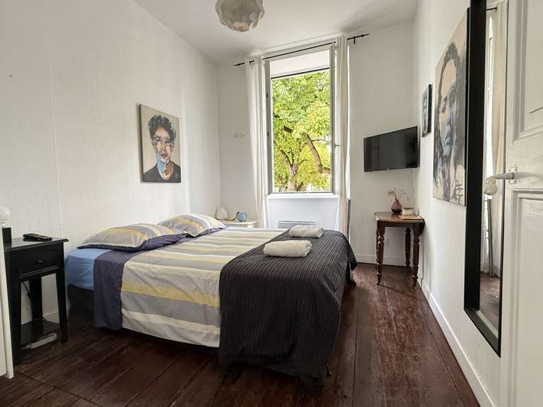Maison Saint-Jean-de-Liversay - 7 chambres - 356m²