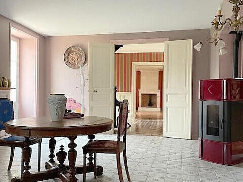 Sale Property Saint-Jean-de-Liversay - 7 bedrooms