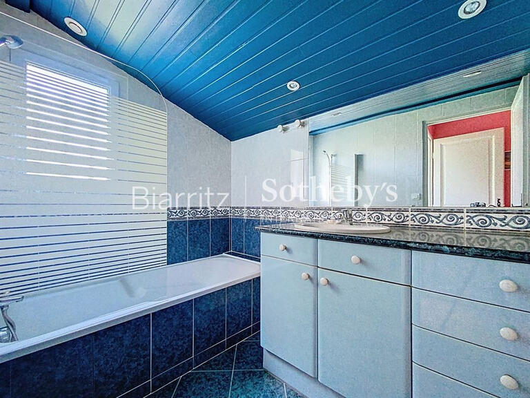 Maison Saint-Jean-de-Luz - 3 chambres - 150m²